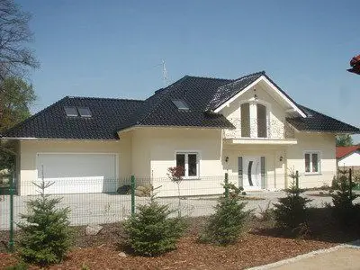 Benedykt 2 — realizacje 13