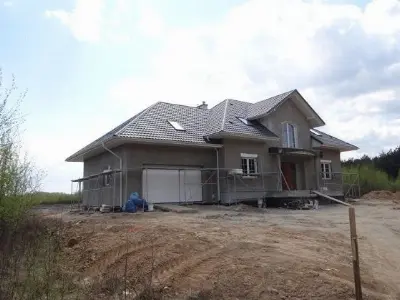 Benedykt 2 — realizacje 26