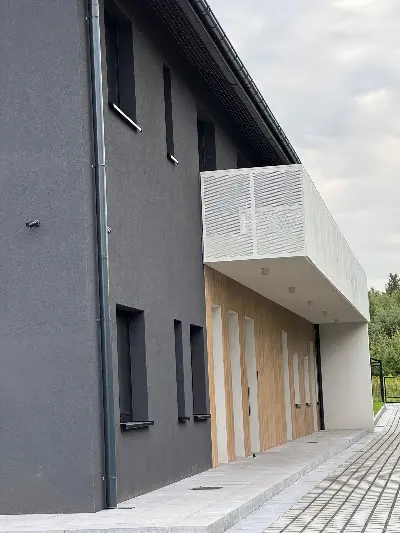Budynek usługowy z częścią mieszkalną UC69a — wizualizacje 7