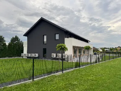 Budynek usługowy z częścią mieszkalną UC69a — wizualizacje 5