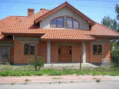 Faworyt — realizacje 42