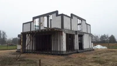 Oszust wariant B — realizacje 36