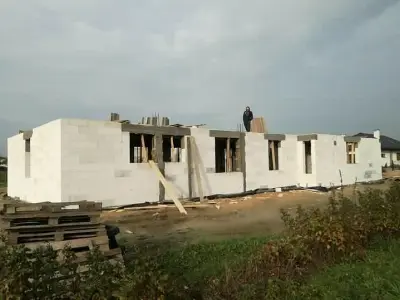 Uroczy — realizacje 37
